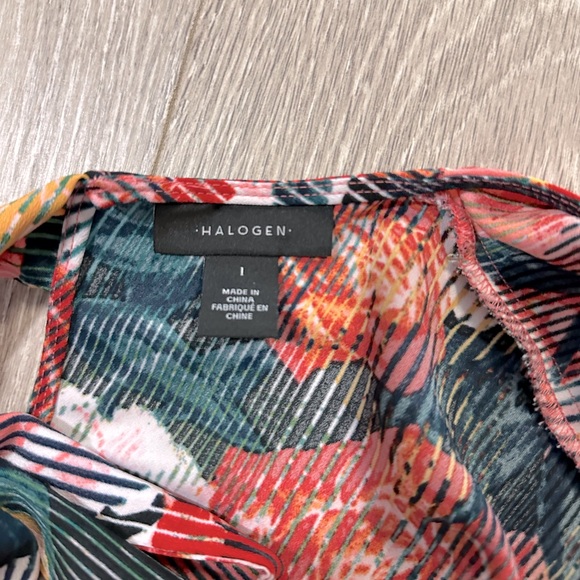 Halogen W’s Floral Print Flowy Bell Sleeve Tunic Top - Picture 3 of 3